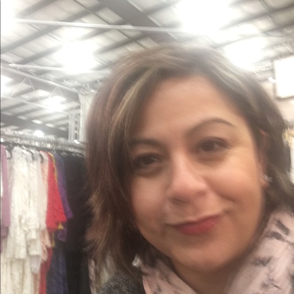 Meet your Posher, Eva - Picture 13 of 14